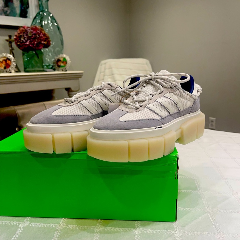 Brand new adidas originals IVP super sleek chunky sneakers